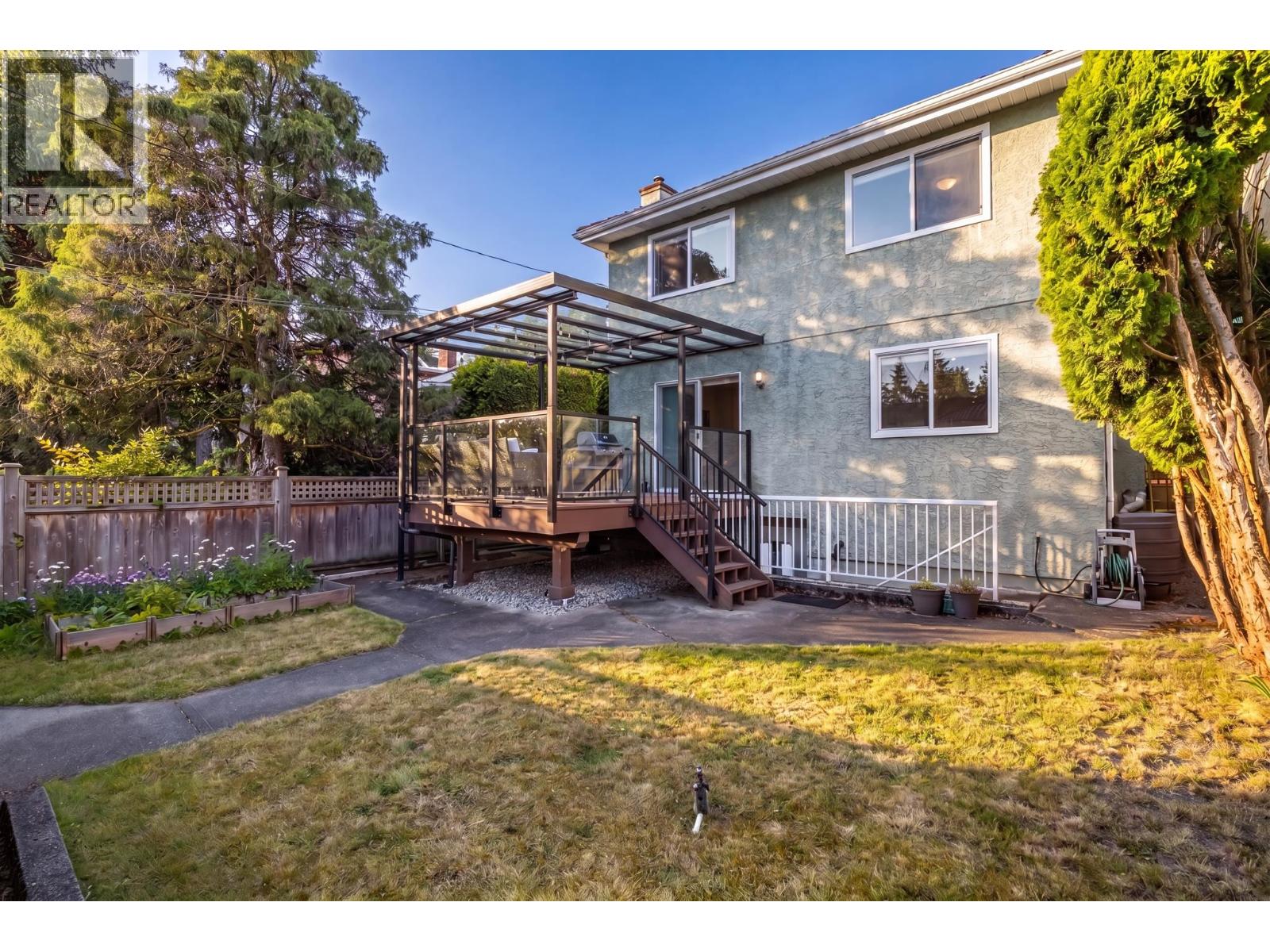 2950 W 15th Avenue, Vancouver, British Columbia  V6K 3A3 - Photo 29 - R3131205
