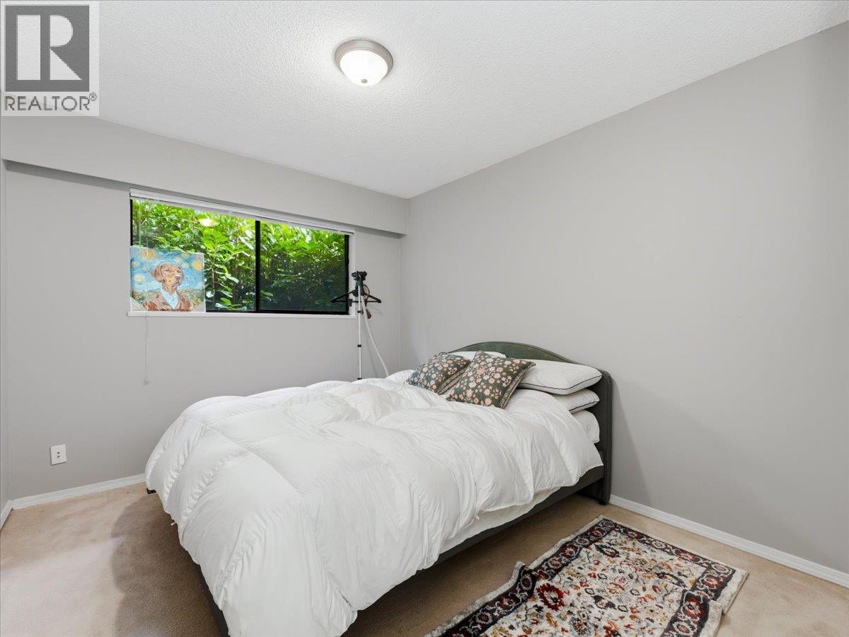 8071 Greenlake Place, Burnaby, British Columbia  V5A 3N5 - Photo 21 - R3131226
