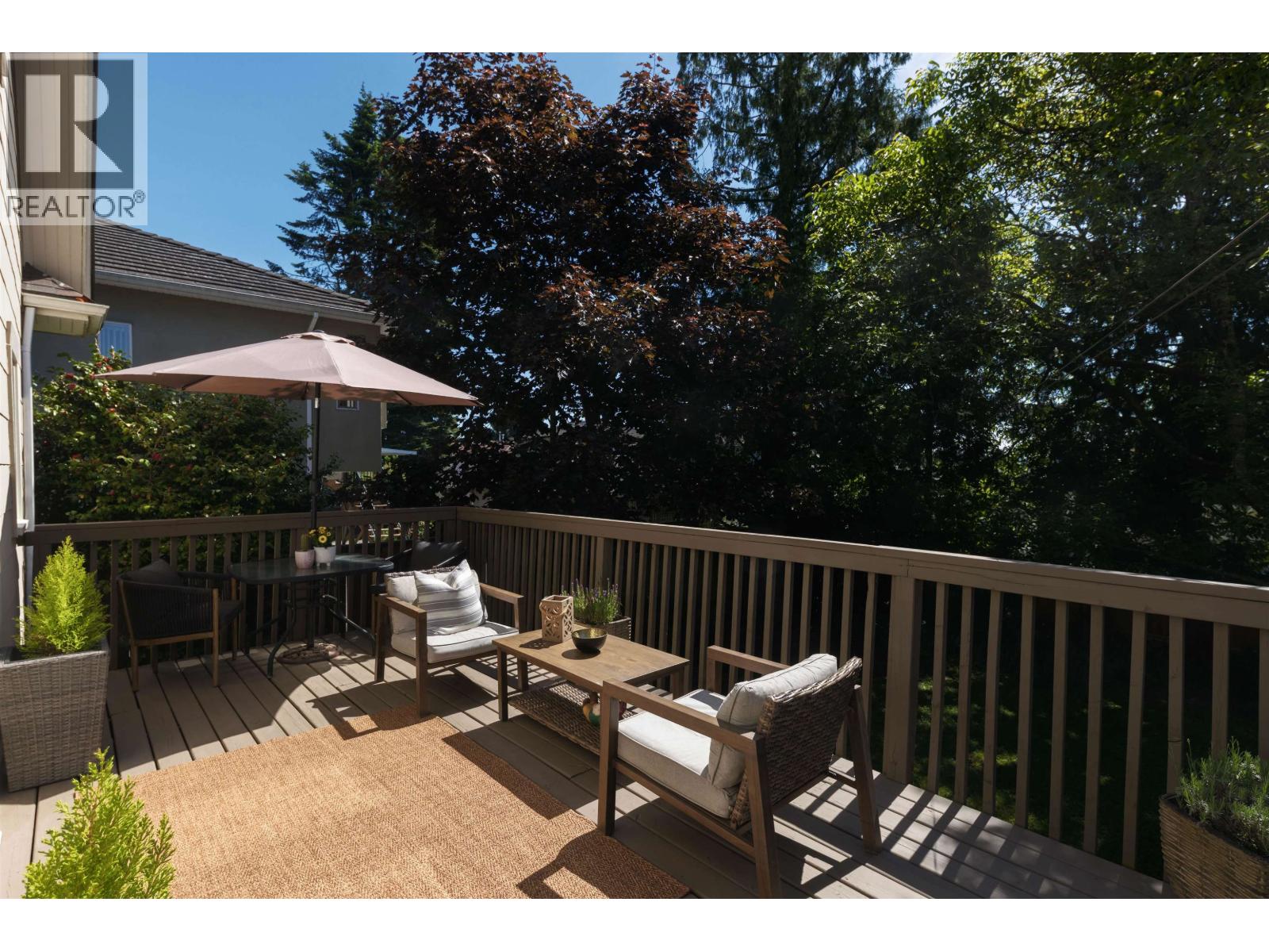 7952 15th Avenue, Burnaby, British Columbia  V3N 1X1 - Photo 31 - R3131259