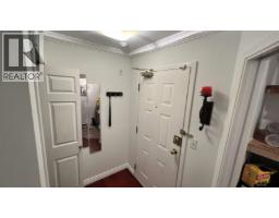 101 5663 INMAN ST, Burnaby, British Columbia