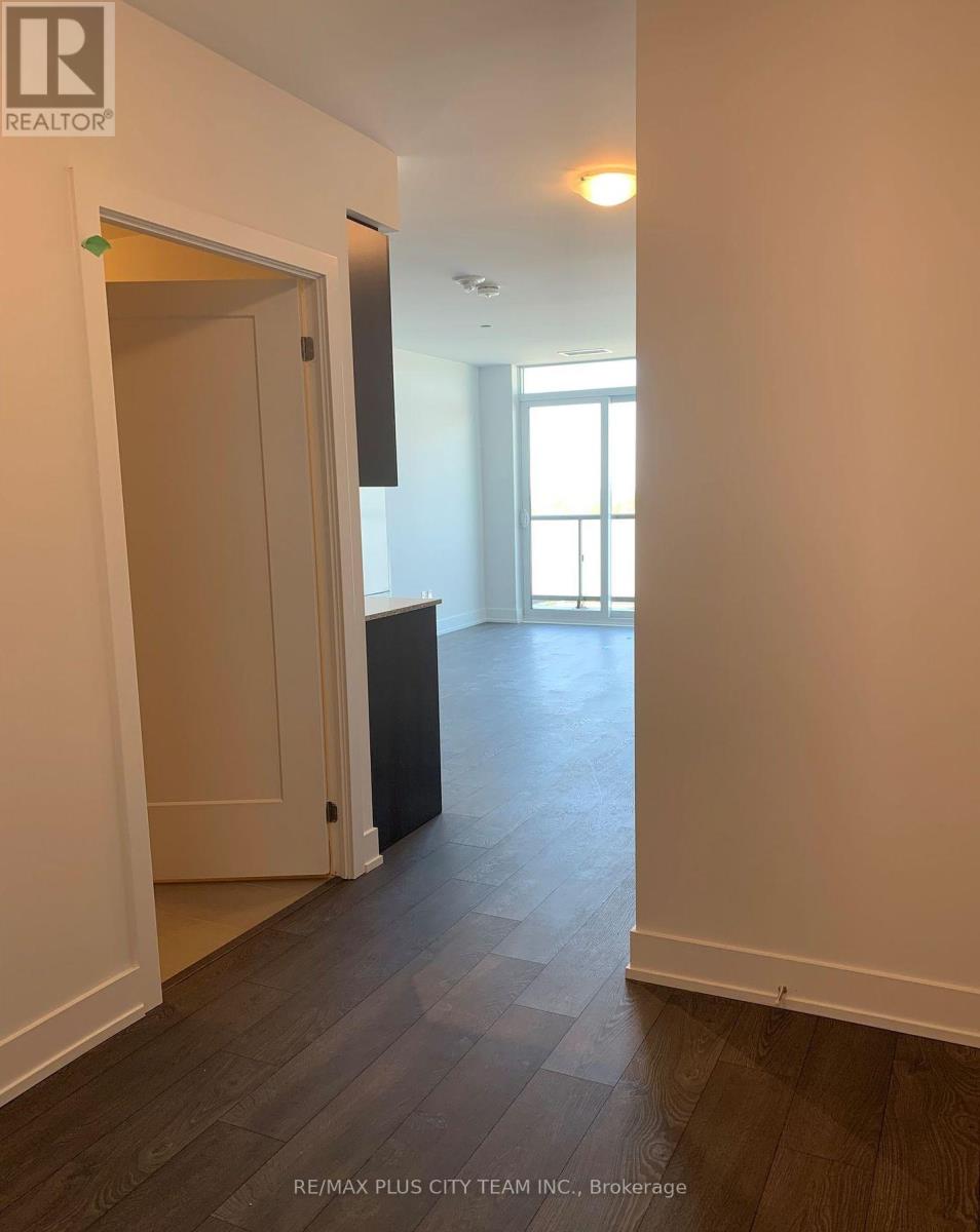 717 - 2550 Simcoe Street N, Oshawa, Ontario  L1L 0R5 - Photo 2 - E13230868
