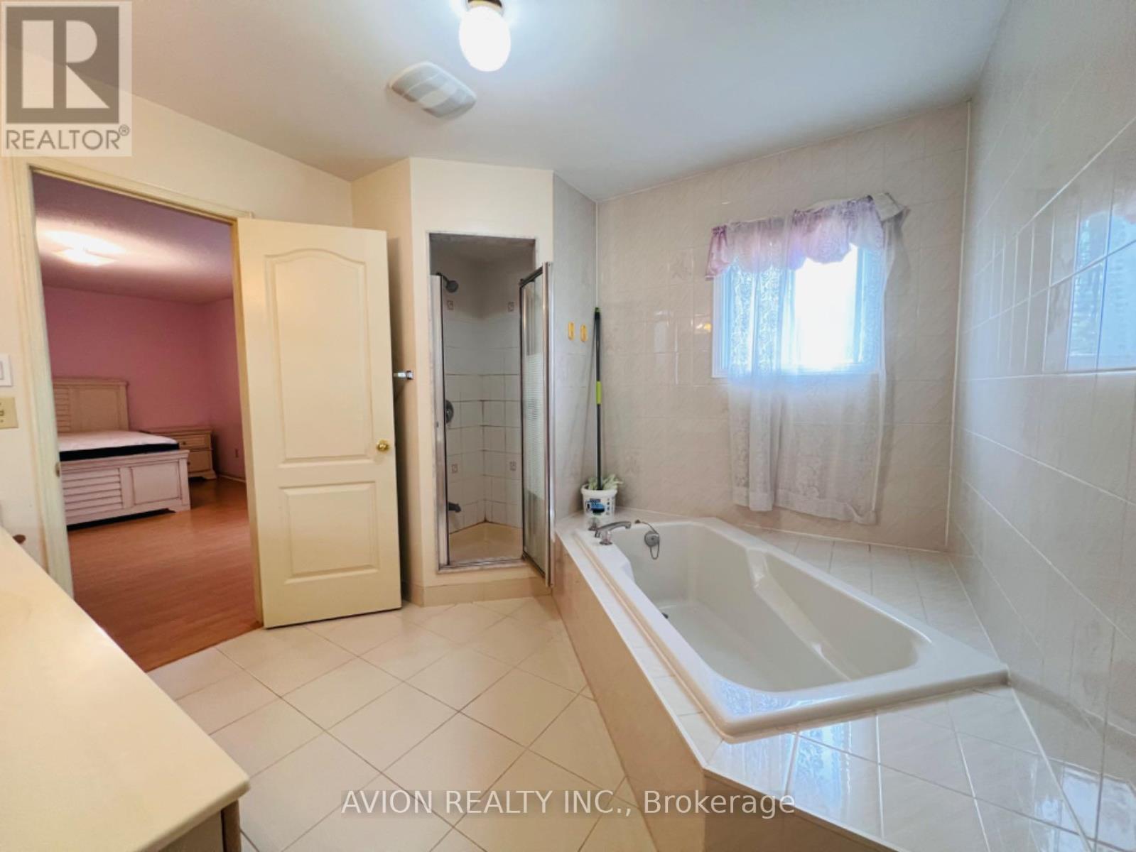 Masterbedroom - 15 Cantertrot Court, Vaughan, Ontario  L4J 7X7 - Photo 3 - N13230916