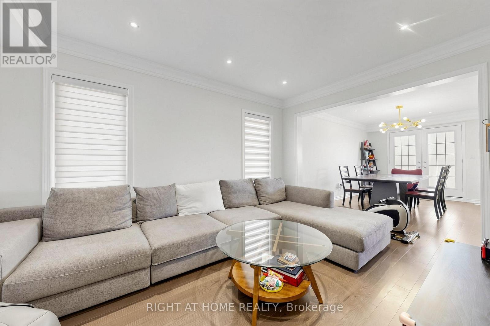 115 Mcalister Avenue, Richmond Hill, Ontario  L4S 0L2 - Photo 6 - N13230940