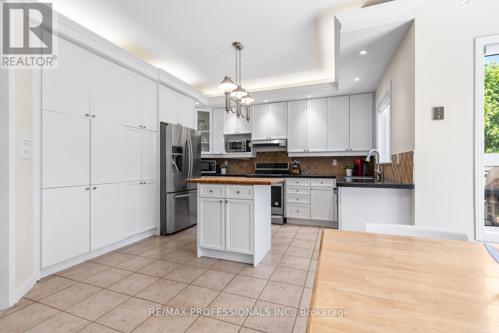 106 Hollybush Drive, Vaughan, Ontario  L6A 2H3 - Photo 17 - N13230944
