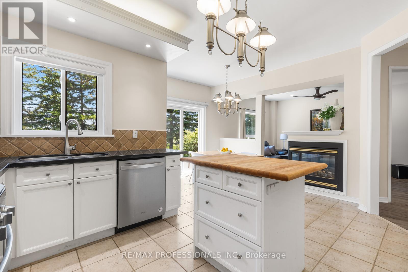 106 Hollybush Drive, Vaughan, Ontario  L6A 2H3 - Photo 19 - N13230944
