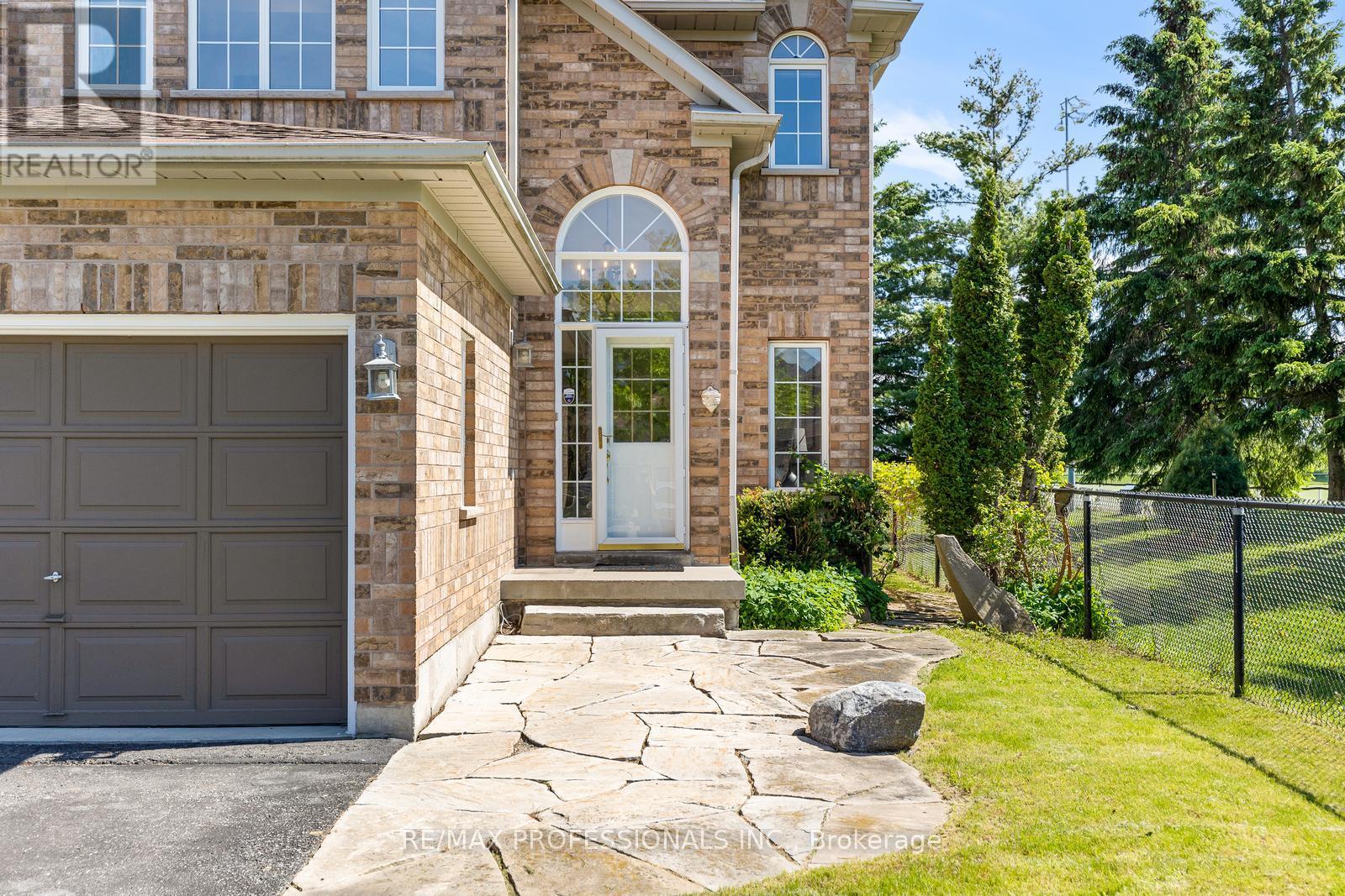 106 Hollybush Drive, Vaughan, Ontario  L6A 2H3 - Photo 2 - N13230944