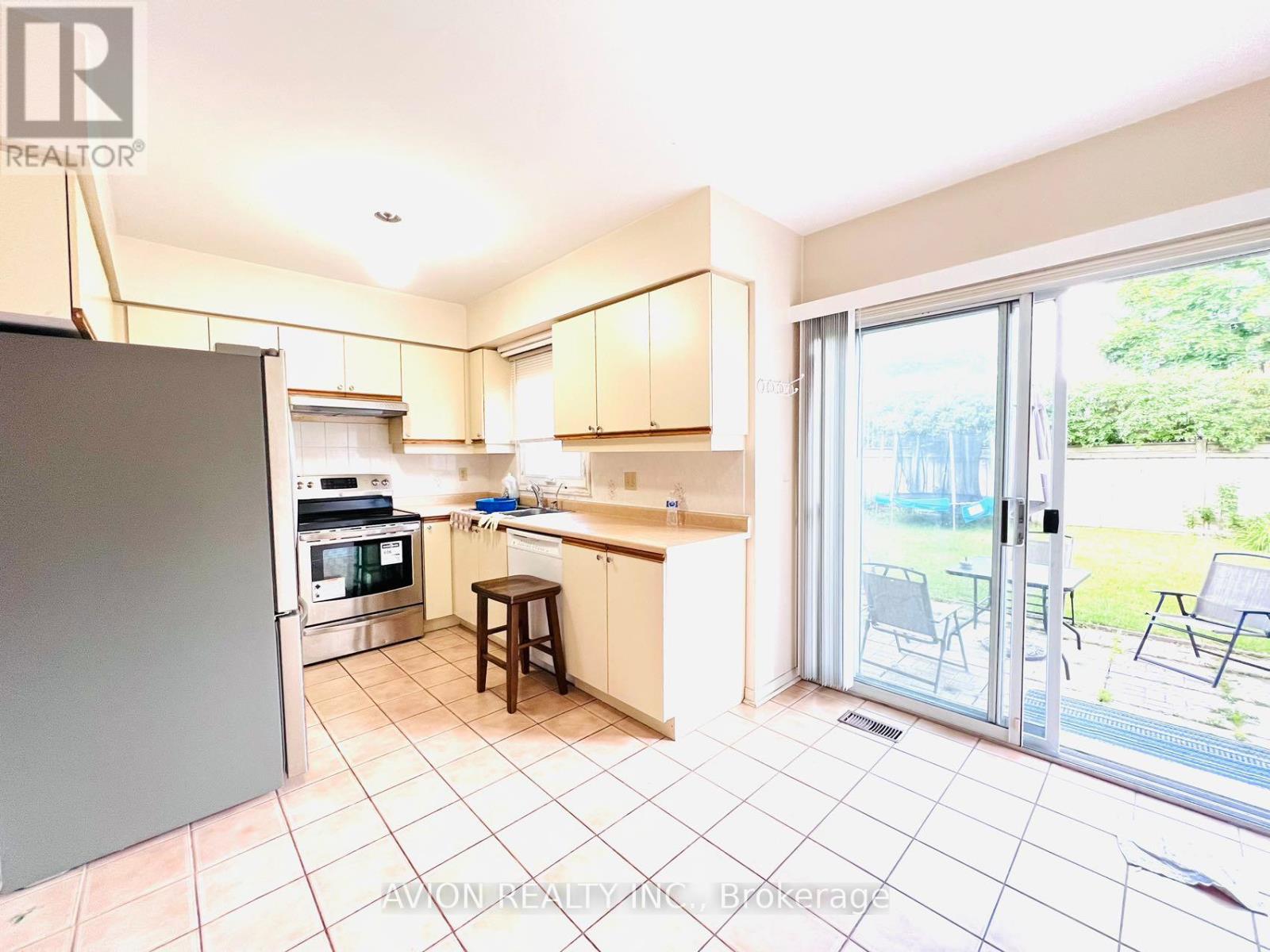 Room A - 15 Cantertrot Court, Vaughan, Ontario  L4J 7X7 - Photo 7 - N13230948