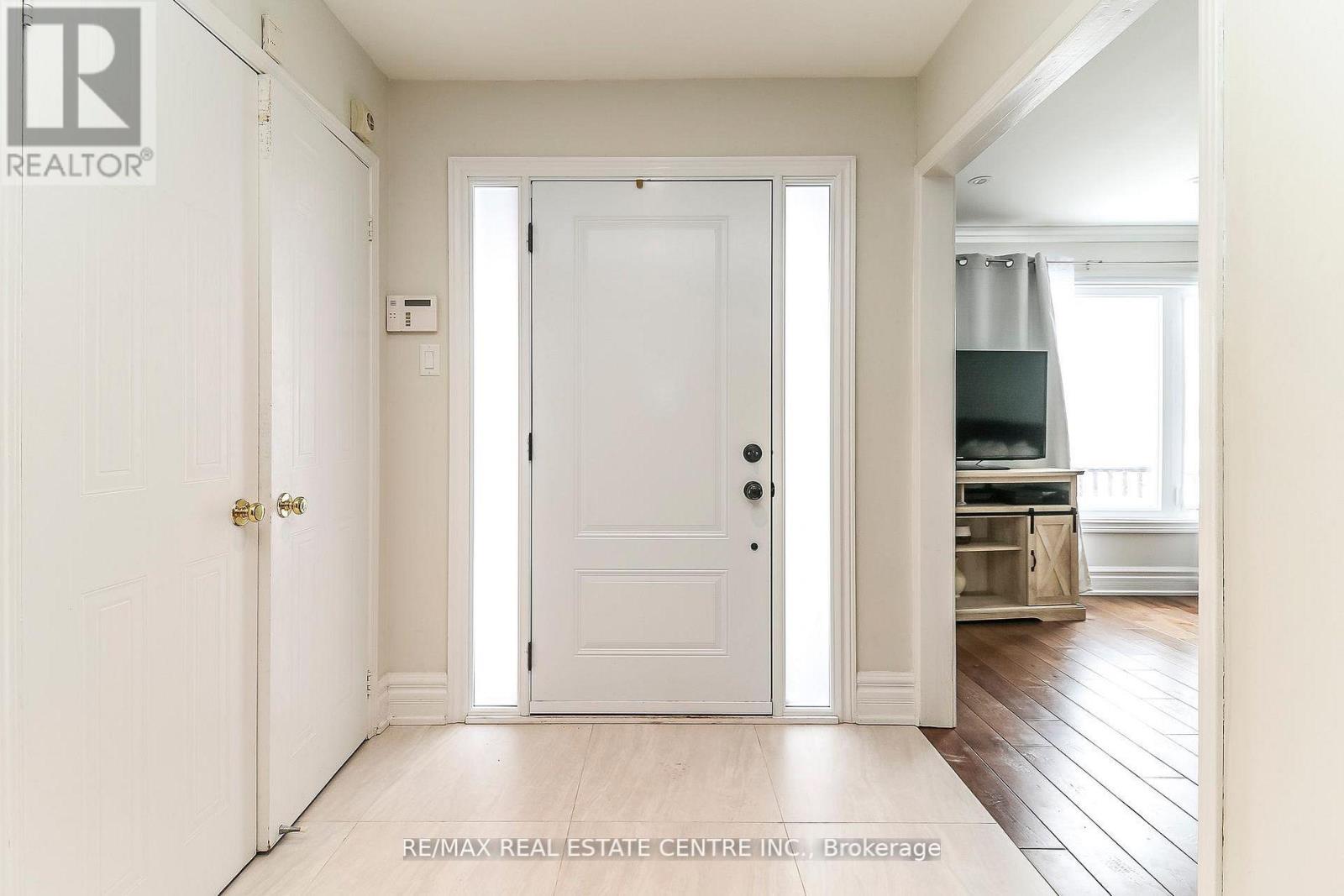 39 Cardinal Street, Barrie (Cundles East), Ontario  L4M 6C9 - Photo 23 - S13230892
