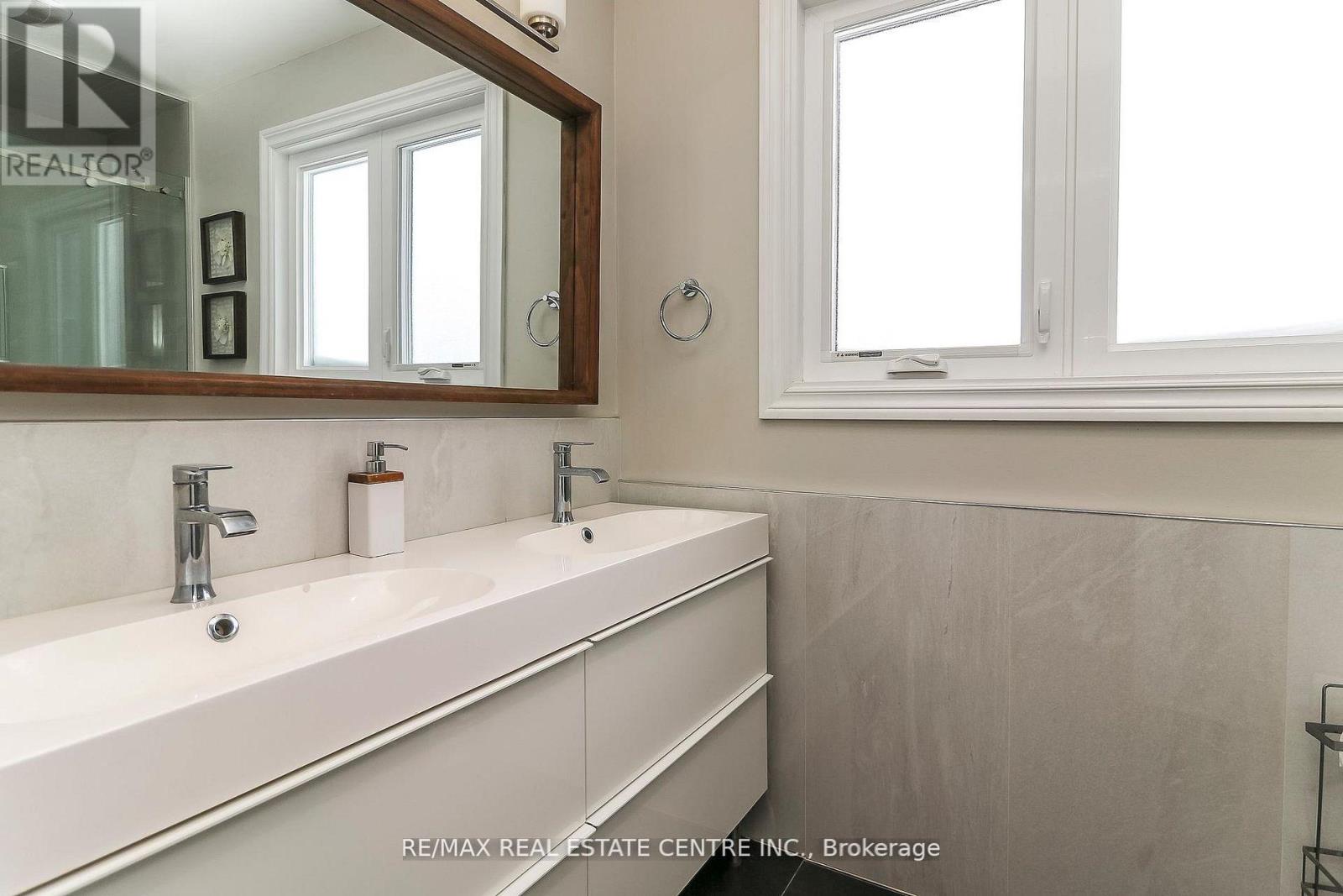 39 Cardinal Street, Barrie (Cundles East), Ontario  L4M 6C9 - Photo 27 - S13230892