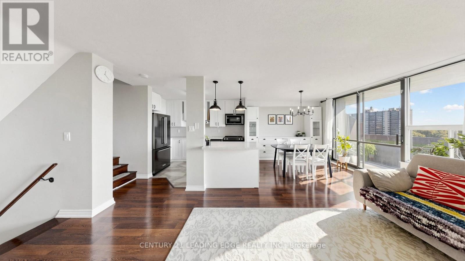914 - 11 Wincott Dr Drive, Toronto, Ontario  M9R 2R9 - Photo 12 - W13230838