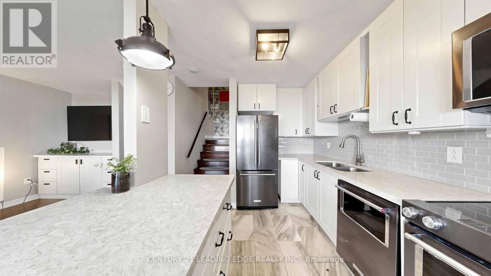 914 - 11 Wincott Dr Drive, Toronto, Ontario  M9R 2R9 - Photo 19 - W13230838