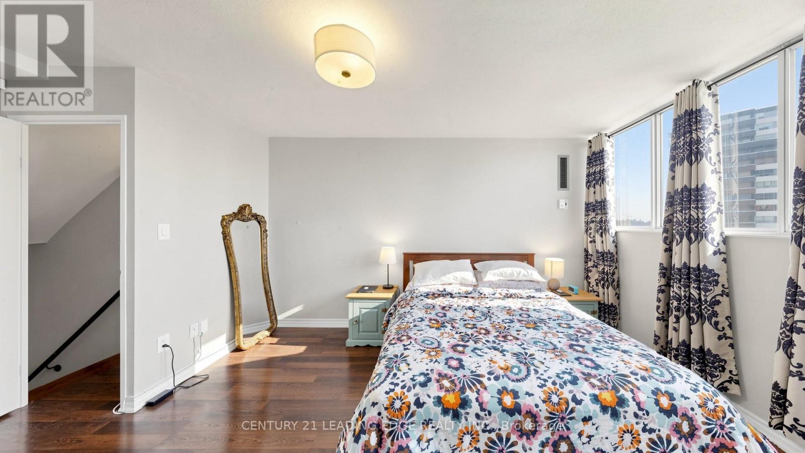 914 - 11 Wincott Dr Drive, Toronto, Ontario  M9R 2R9 - Photo 23 - W13230838
