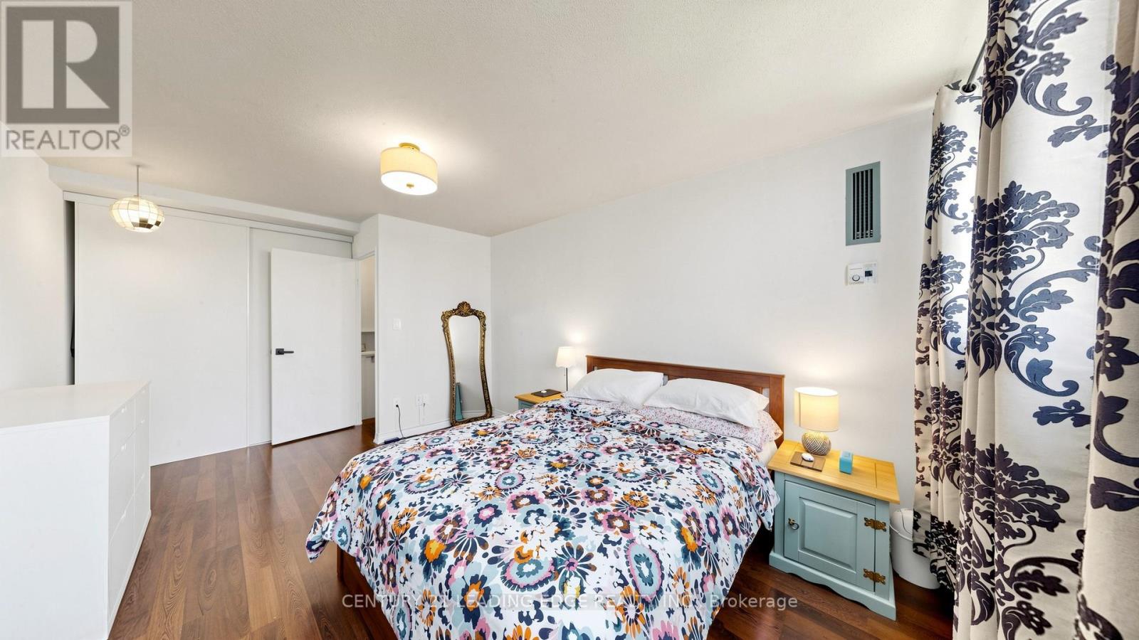 914 - 11 Wincott Dr Drive, Toronto, Ontario  M9R 2R9 - Photo 24 - W13230838