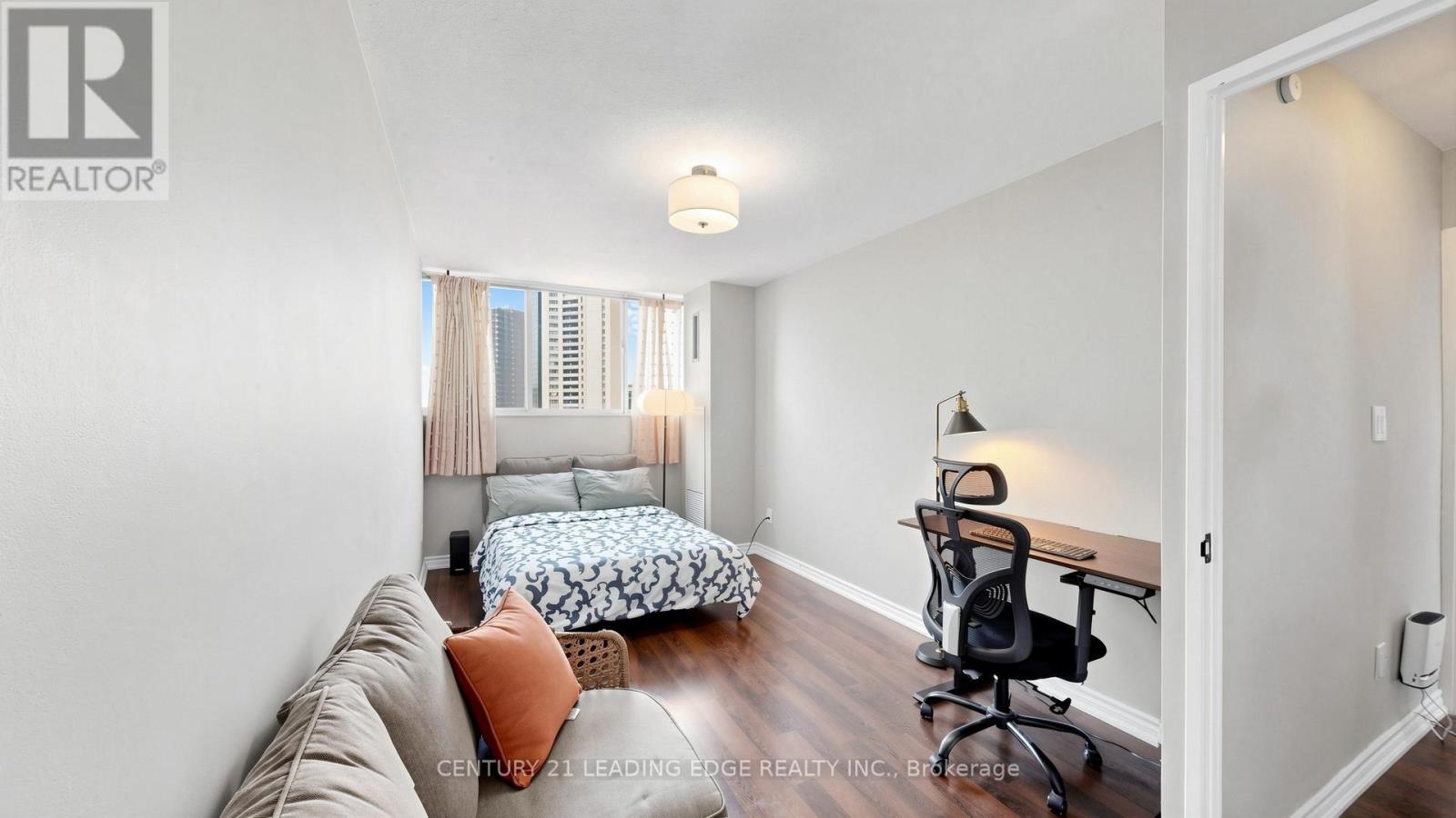 914 - 11 Wincott Dr Drive, Toronto, Ontario  M9R 2R9 - Photo 27 - W13230838