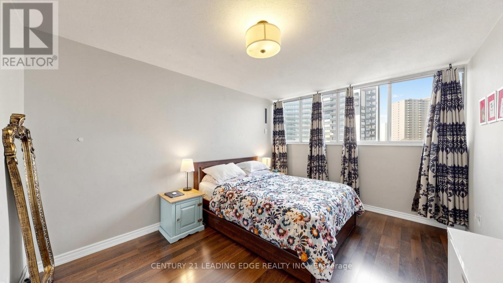 914 - 11 Wincott Dr Drive, Toronto, Ontario  M9R 2R9 - Photo 29 - W13230838