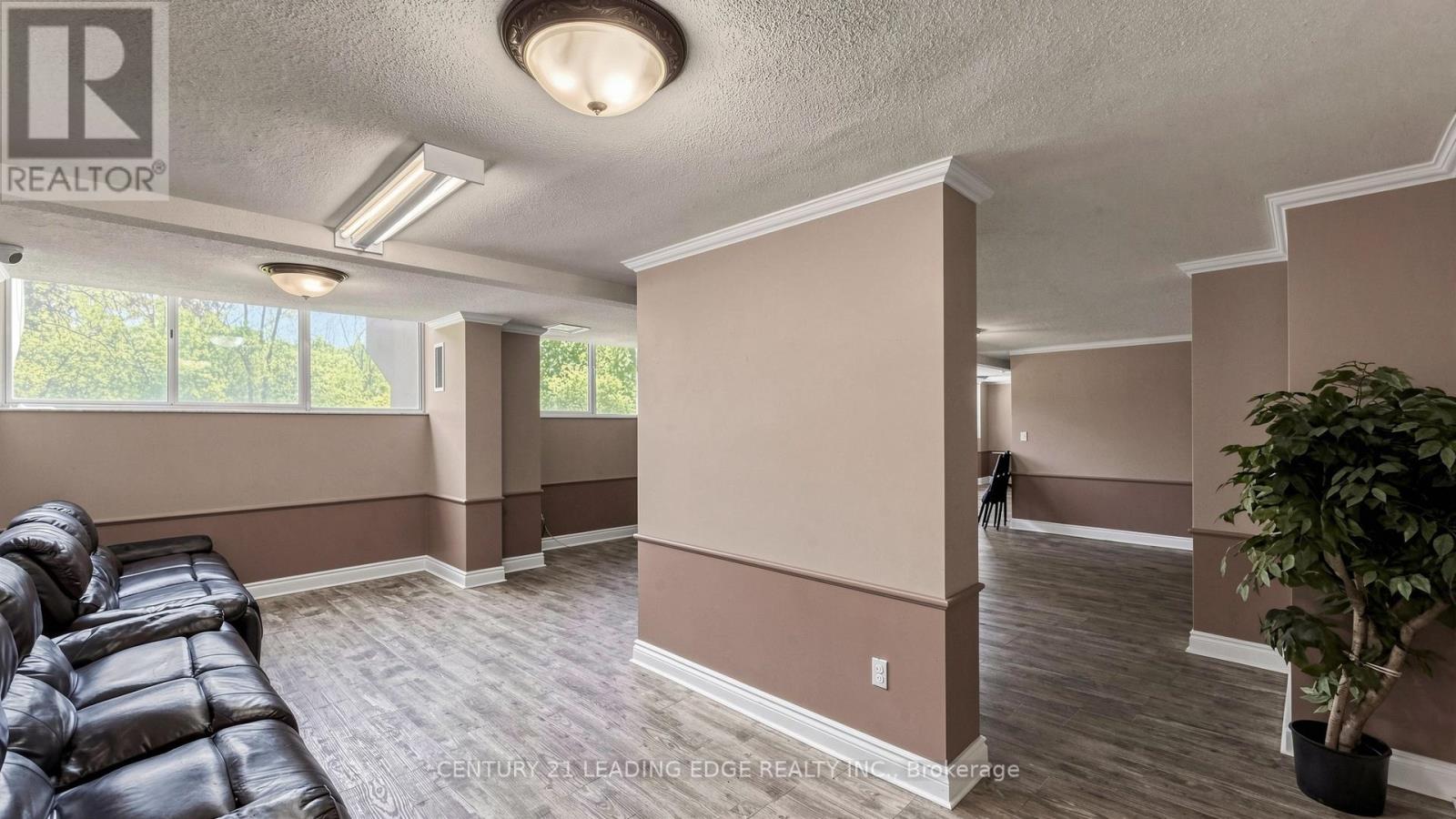 914 - 11 Wincott Dr Drive, Toronto, Ontario  M9R 2R9 - Photo 49 - W13230838