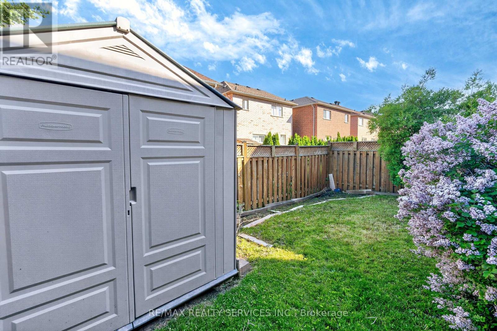 96 Tideland Drive, Brampton, Ontario  L7A 2V8 - Photo 47 - W13230902