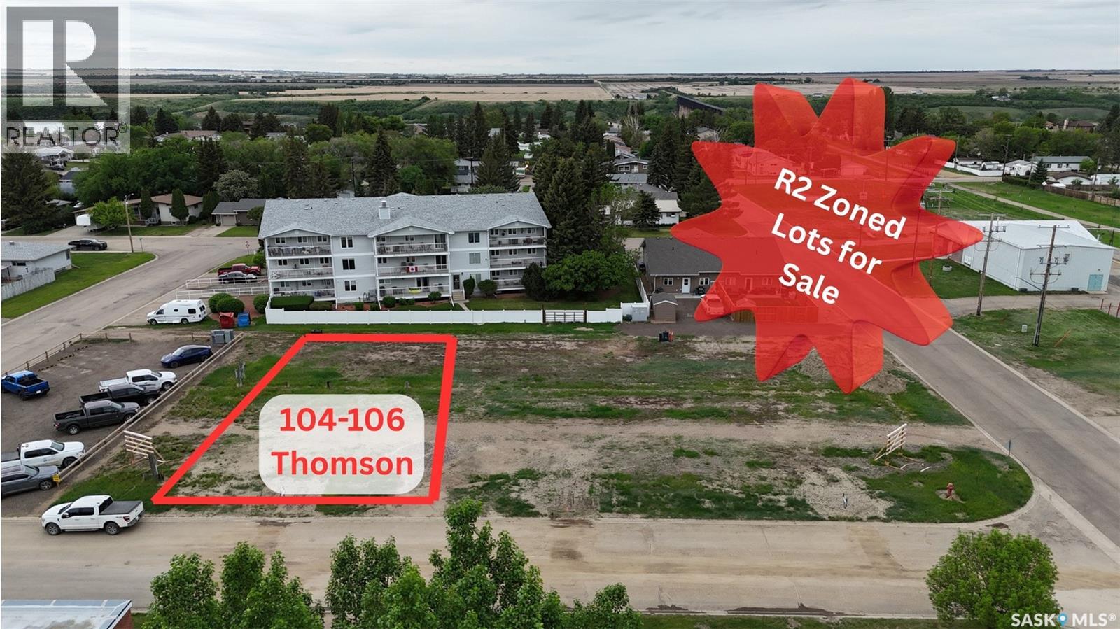 104-106 Thomson Street, Outlook, Saskatchewan  S0L 2N0 - Photo 1 - SK030220