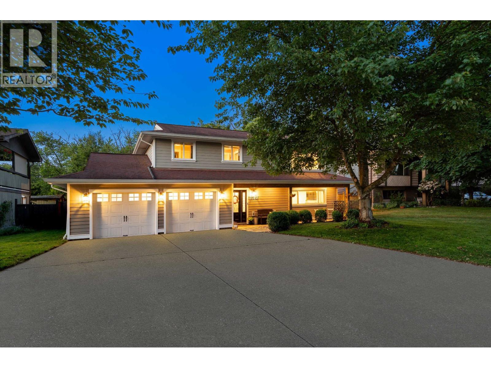 19845 N WILDWOOD CRESCENT, Pitt Meadows, British Columbia