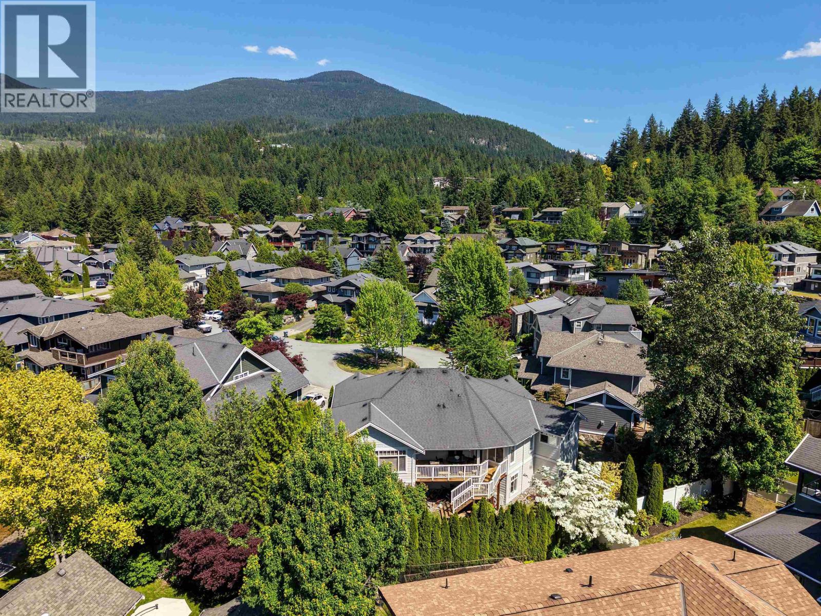 1001 Condor Place, Squamish, British Columbia  V8B 0P4 - Photo 35 - R3130723