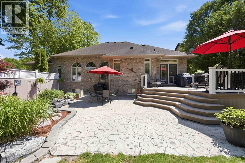 2056 Blackwell Road, Sarnia, Ontario   - Photo 24 - 26012902
