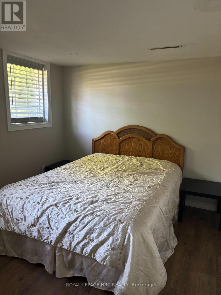 38 Manor Road, St. Catharines, Ontario  L2N 3B5 - Photo 12 - X13070754