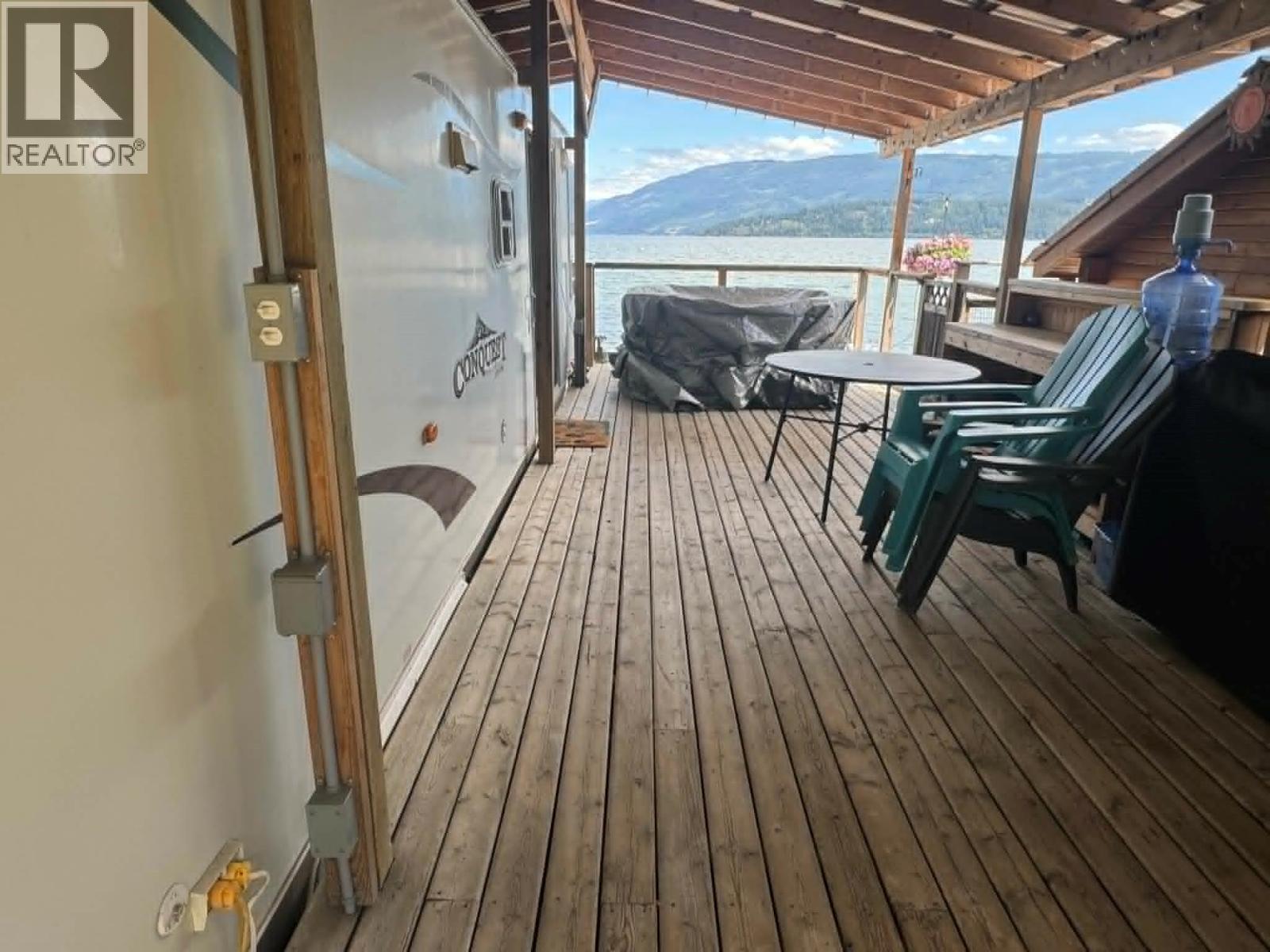 6592 Highway Unit# 73, Salmon Arm, British Columbia  V1E 4M2 - Photo 3 - 10389807