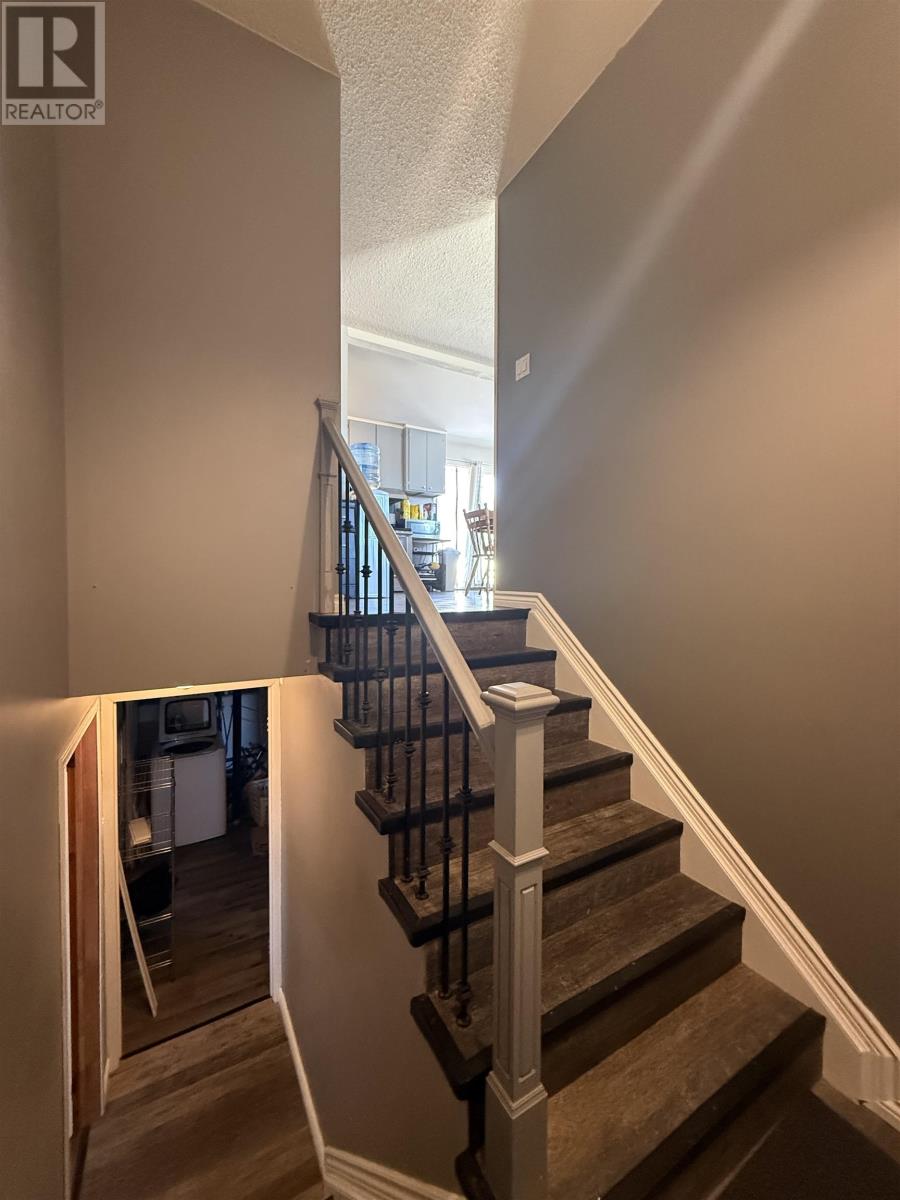 108 Highland Cres, Nakina, Ontario  P0T 2H0 - Photo 4 - TB2600219