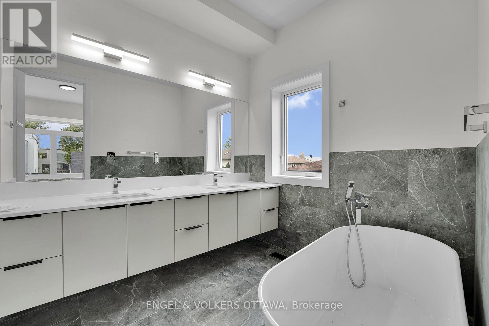 A - 372 Berkley Avenue, Ottawa, Ontario K2A 2G7 - Photo 16 - X13231038