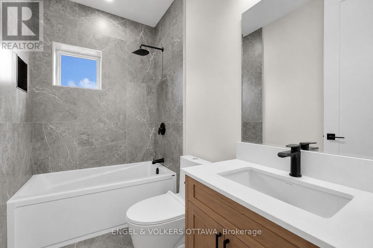 A - 372 Berkley Avenue, Ottawa, Ontario K2A 2G7 - Photo 21 - X13231038