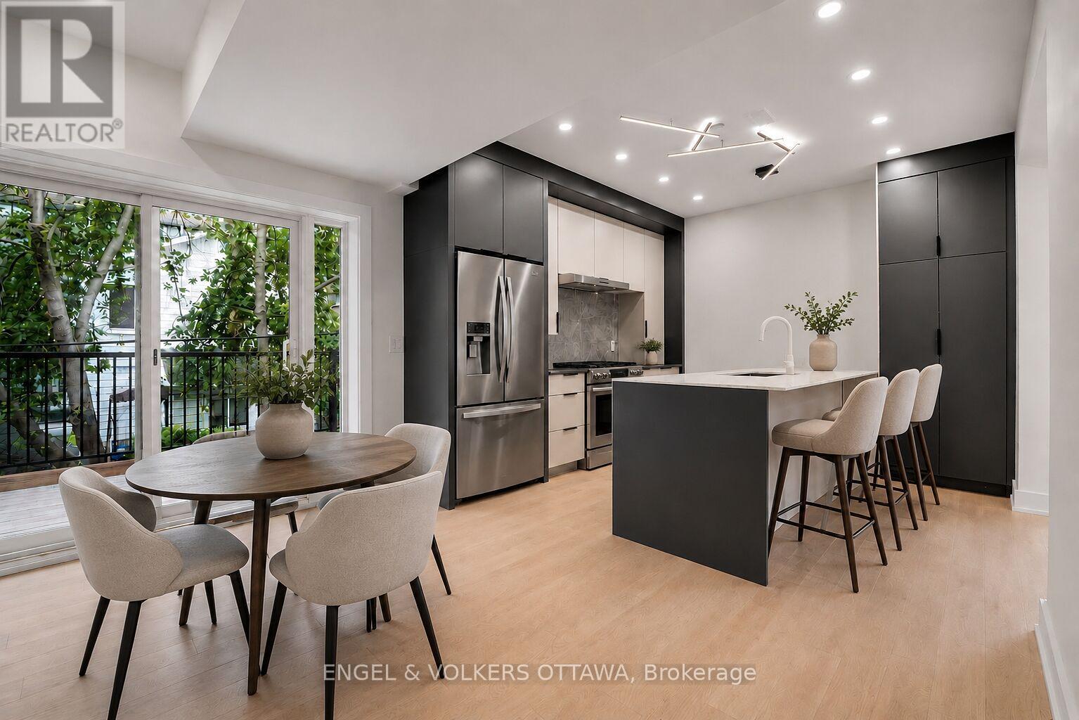 A - 372 Berkley Avenue, Ottawa, Ontario K2A 2G7 - Photo 8 - X13231038