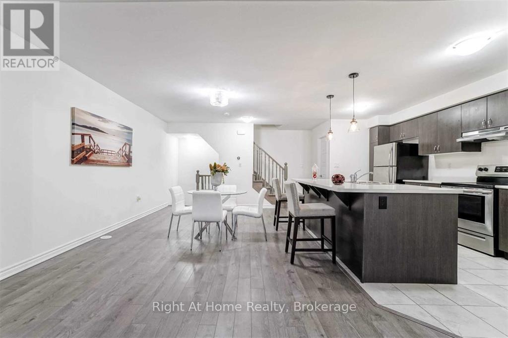 297 Murlock Heights, Milton, Ontario  L9E 1C3 - Photo 7 - W13231008