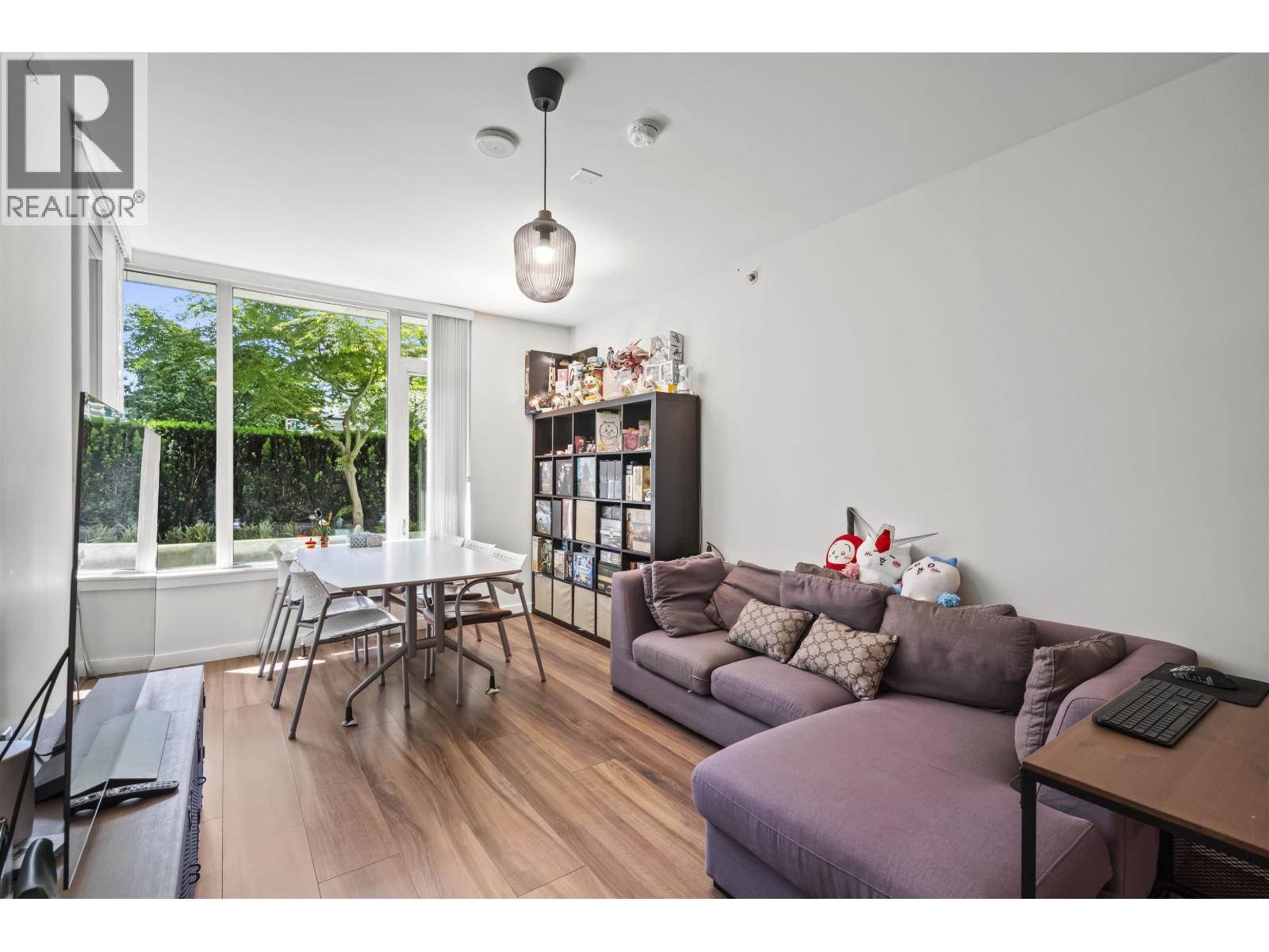 515 8688 HAZELBRIDGE WAY, Richmond, British Columbia