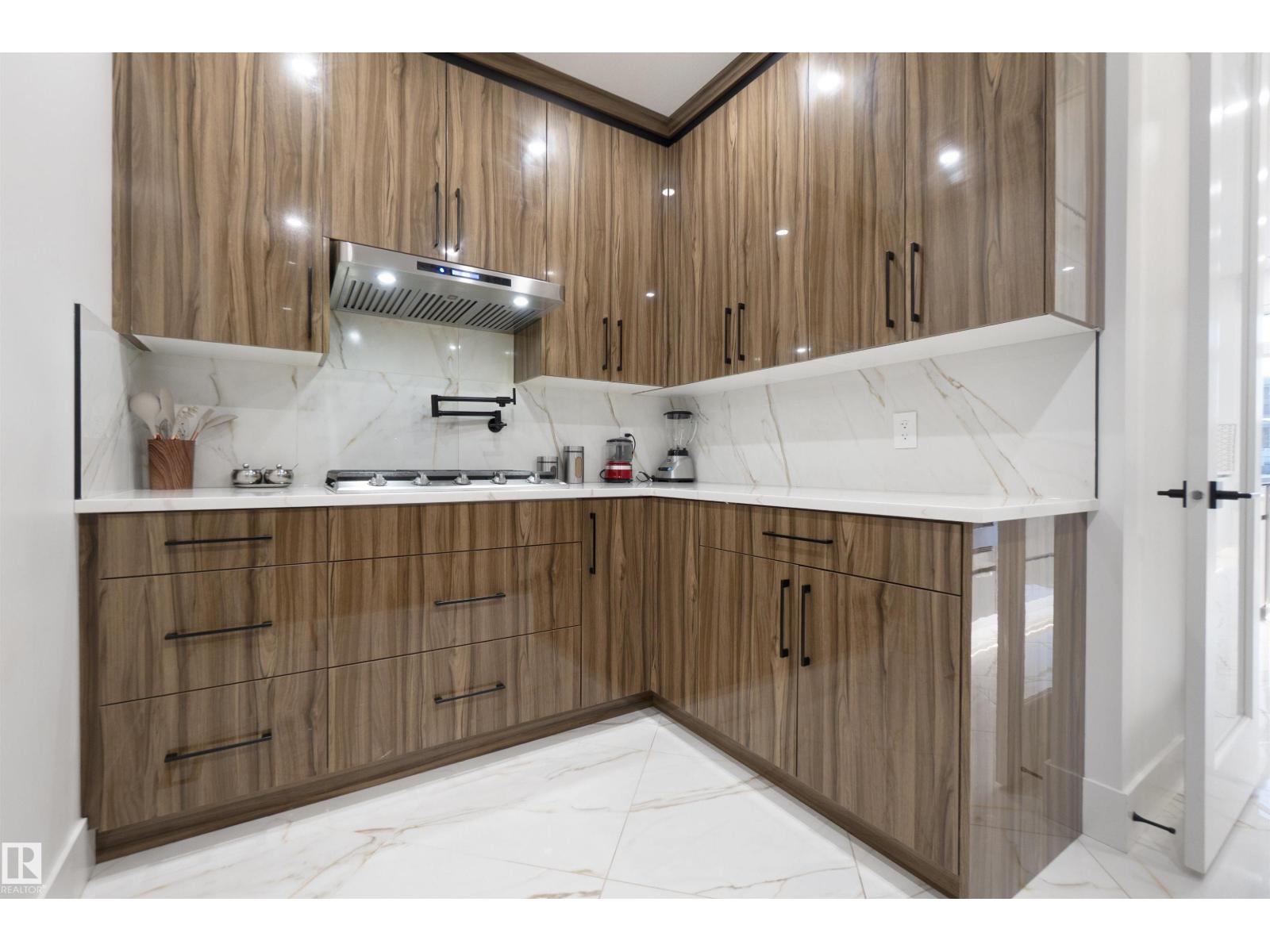 3904 Ginsburg Cr Nw, Edmonton, Alberta  T5T 4V2 - Photo 23 - E4491355