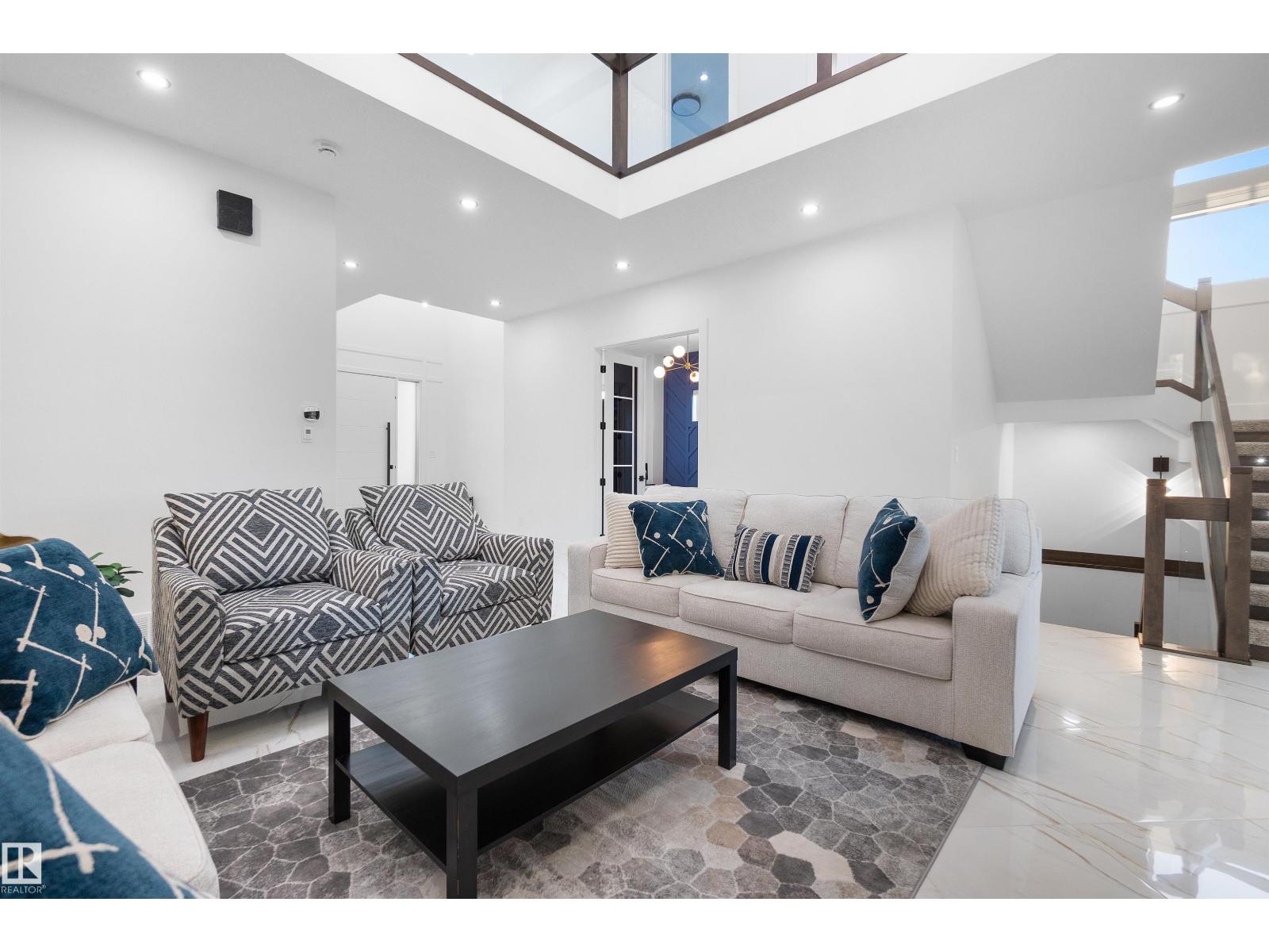 3904 Ginsburg Cr Nw, Edmonton, Alberta  T5T 4V2 - Photo 9 - E4491355