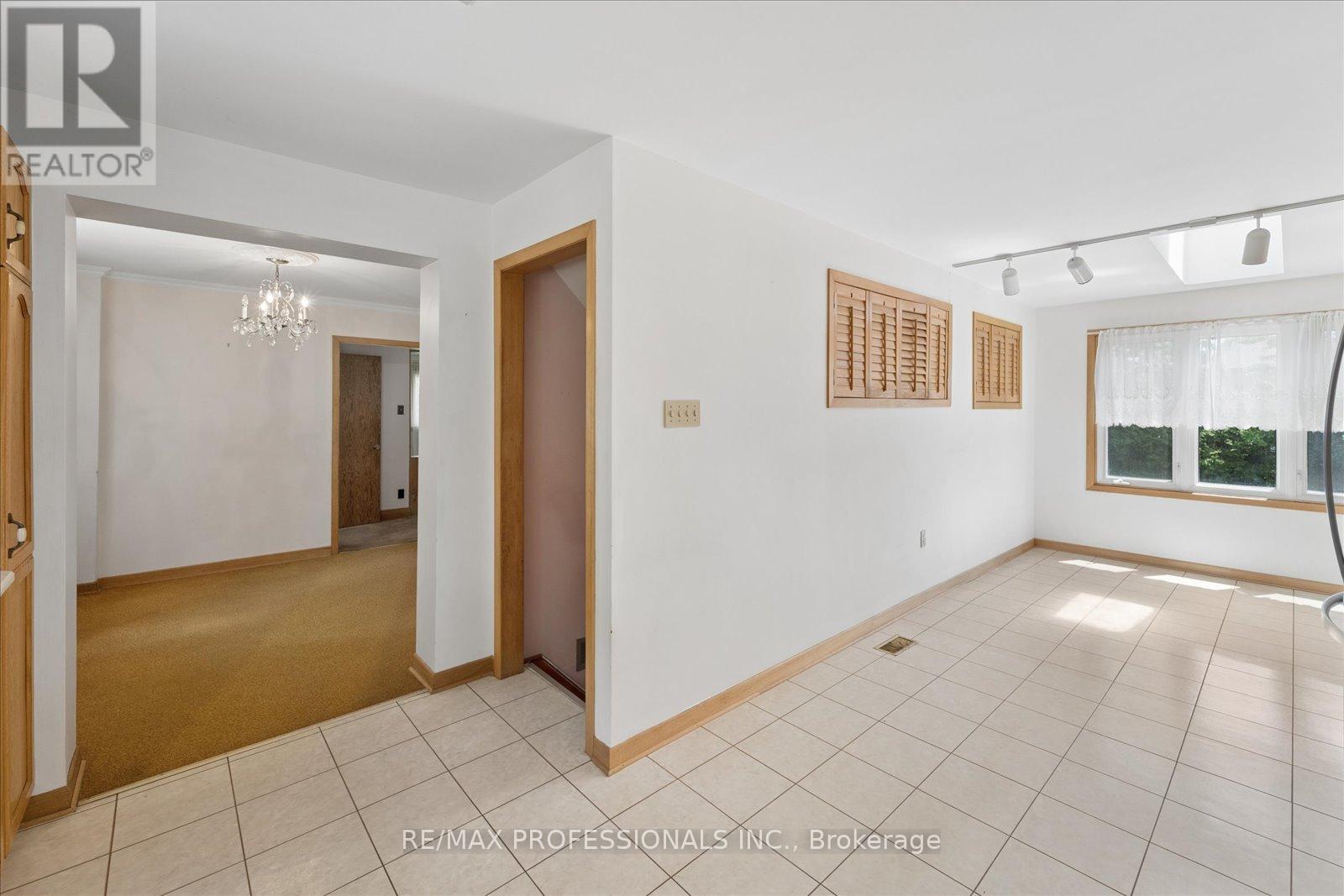 34 Harding Boulevard, Richmond Hill, Ontario  L4C 1S8 - Photo 15 - N13231022