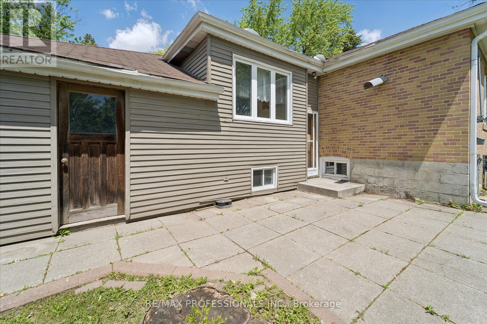 34 Harding Boulevard, Richmond Hill, Ontario  L4C 1S8 - Photo 34 - N13231022