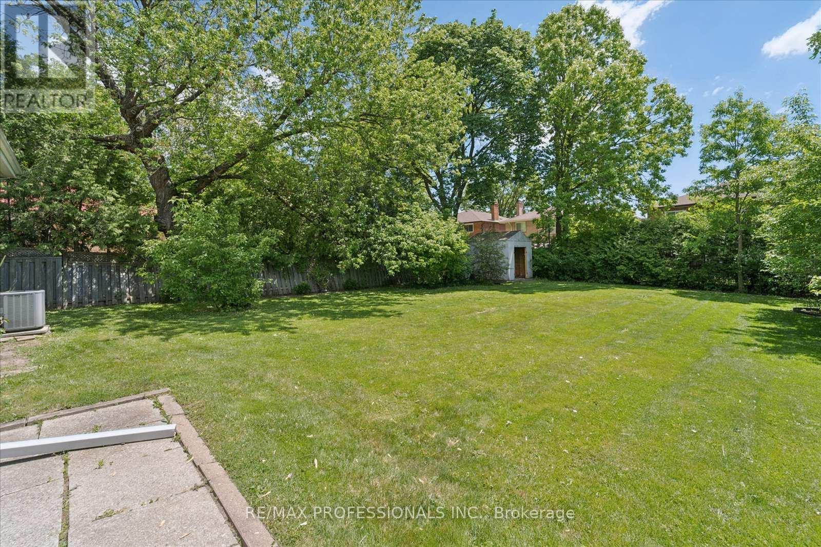34 Harding Boulevard, Richmond Hill, Ontario  L4C 1S8 - Photo 35 - N13231022