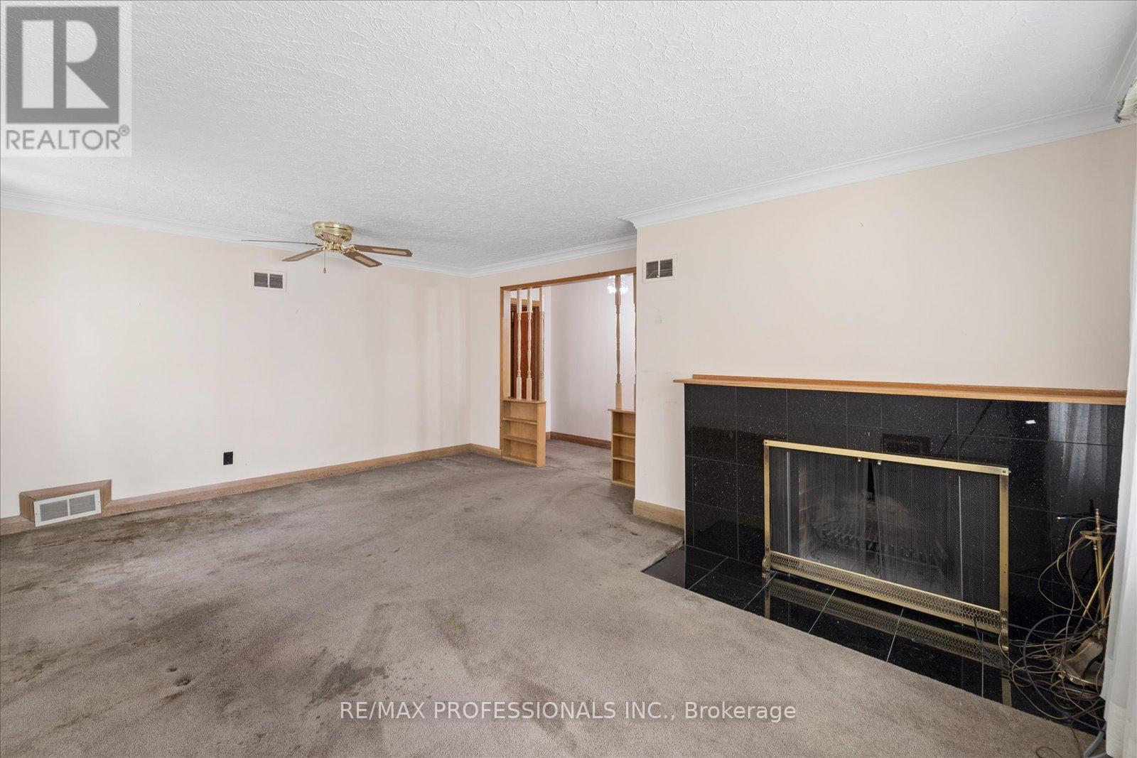 34 Harding Boulevard, Richmond Hill, Ontario  L4C 1S8 - Photo 7 - N13231022