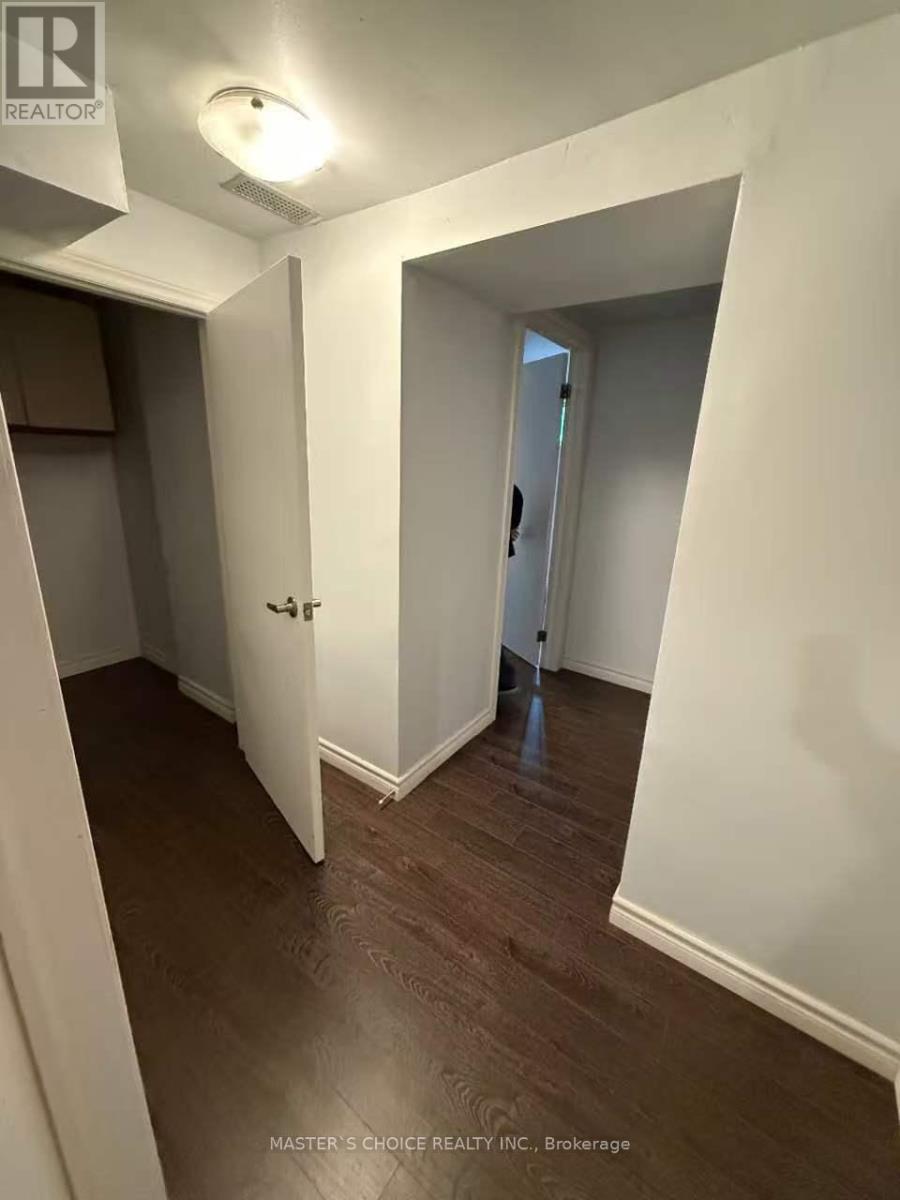 391 Taylor Mills Drive S, Richmond Hill, Ontario  L4C 2T2 - Photo 8 - N13231078
