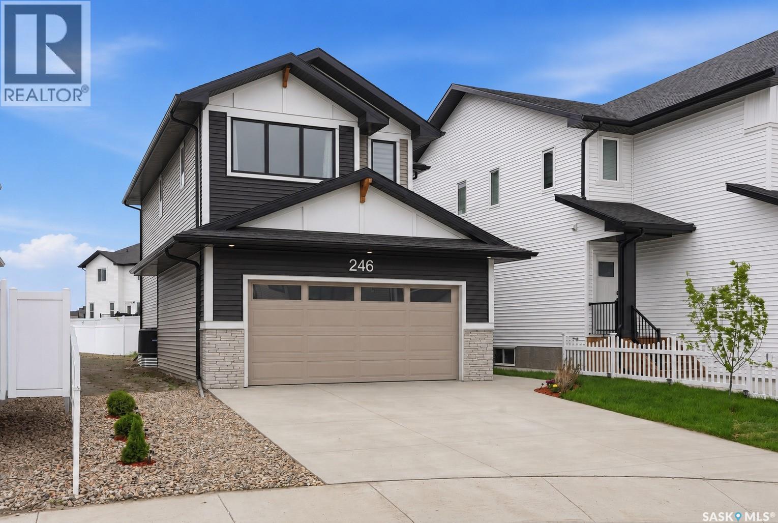 246 Katz Court, Saskatoon, Saskatchewan  S7H 4R1 - Photo 2 - SK037990