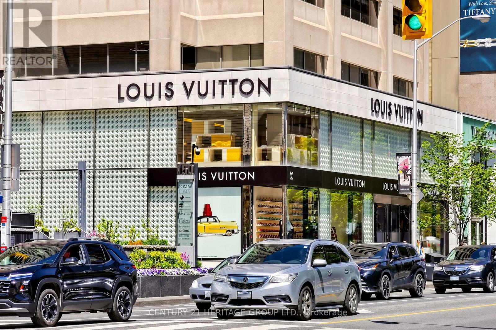 2200 Bloor Street W, Toronto, Ontario  M6S 1N4 - Photo 8 - W13231040