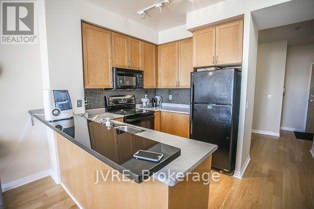 2210 - 3939 Duke Of York Boulevard, Mississauga, Ontario  L5B 4N2 - Photo 4 - W13231058