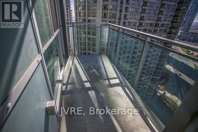 2210 - 3939 Duke Of York Boulevard, Mississauga, Ontario  L5B 4N2 - Photo 7 - W13231058