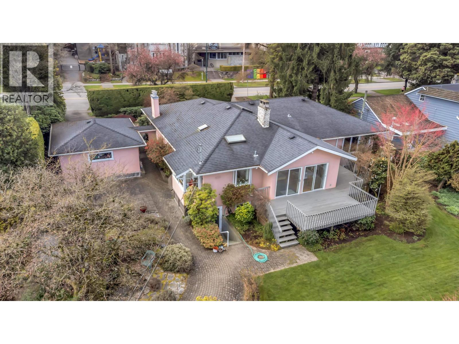 1549 W 33rd Avenue, Vancouver, British Columbia  V6M 1A8 - Photo 31 - R3127675