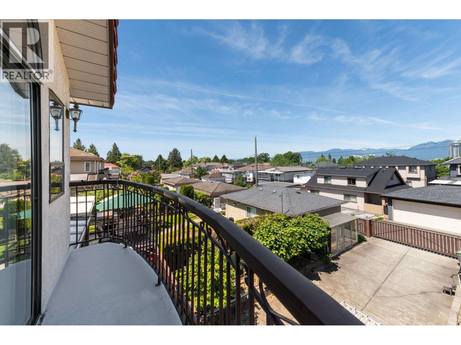 2411 E 39th Avenue, Vancouver, British Columbia  V5R 2V4 - Photo 13 - R3131175