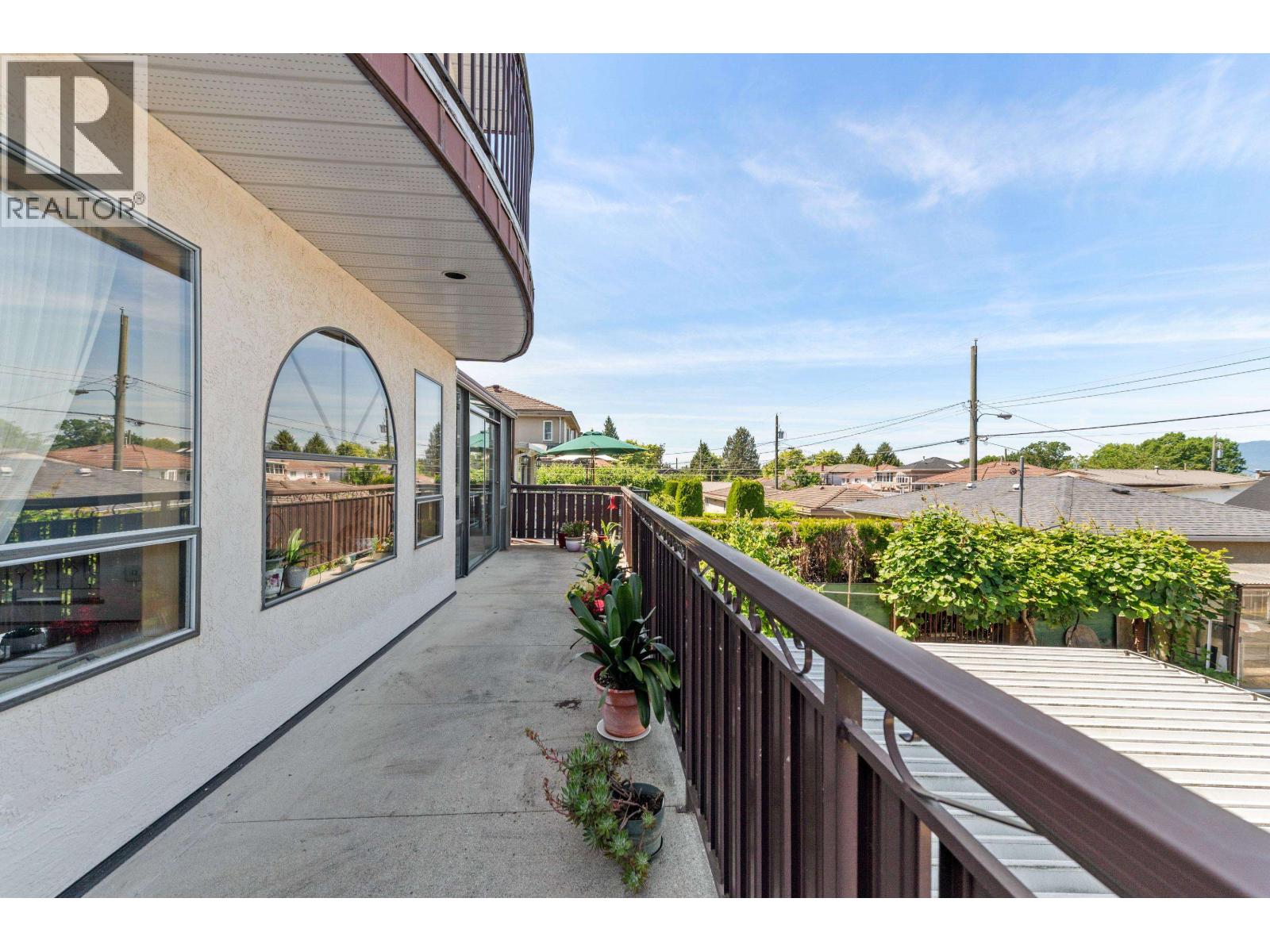 2411 E 39th Avenue, Vancouver, British Columbia  V5R 2V4 - Photo 17 - R3131175