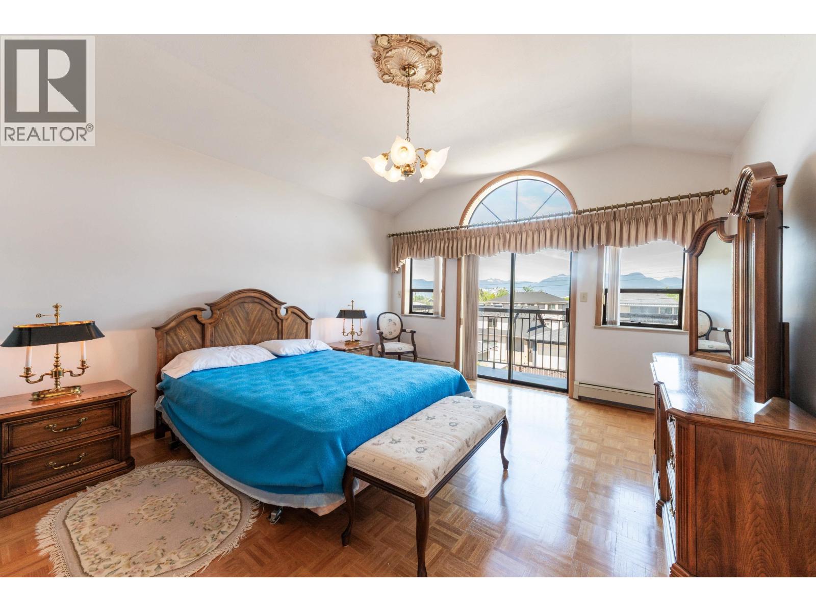 2411 E 39th Avenue, Vancouver, British Columbia  V5R 2V4 - Photo 7 - R3131175