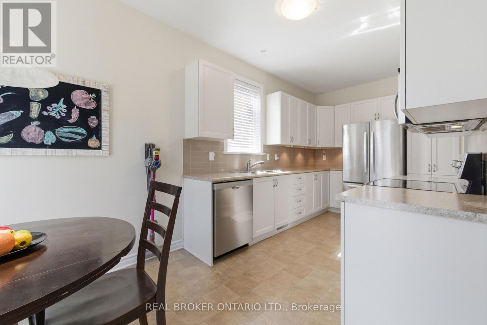 417 Stalwart Crescent, Ottawa, Ontario  K1T 0H2 - Photo 7 - X13231010