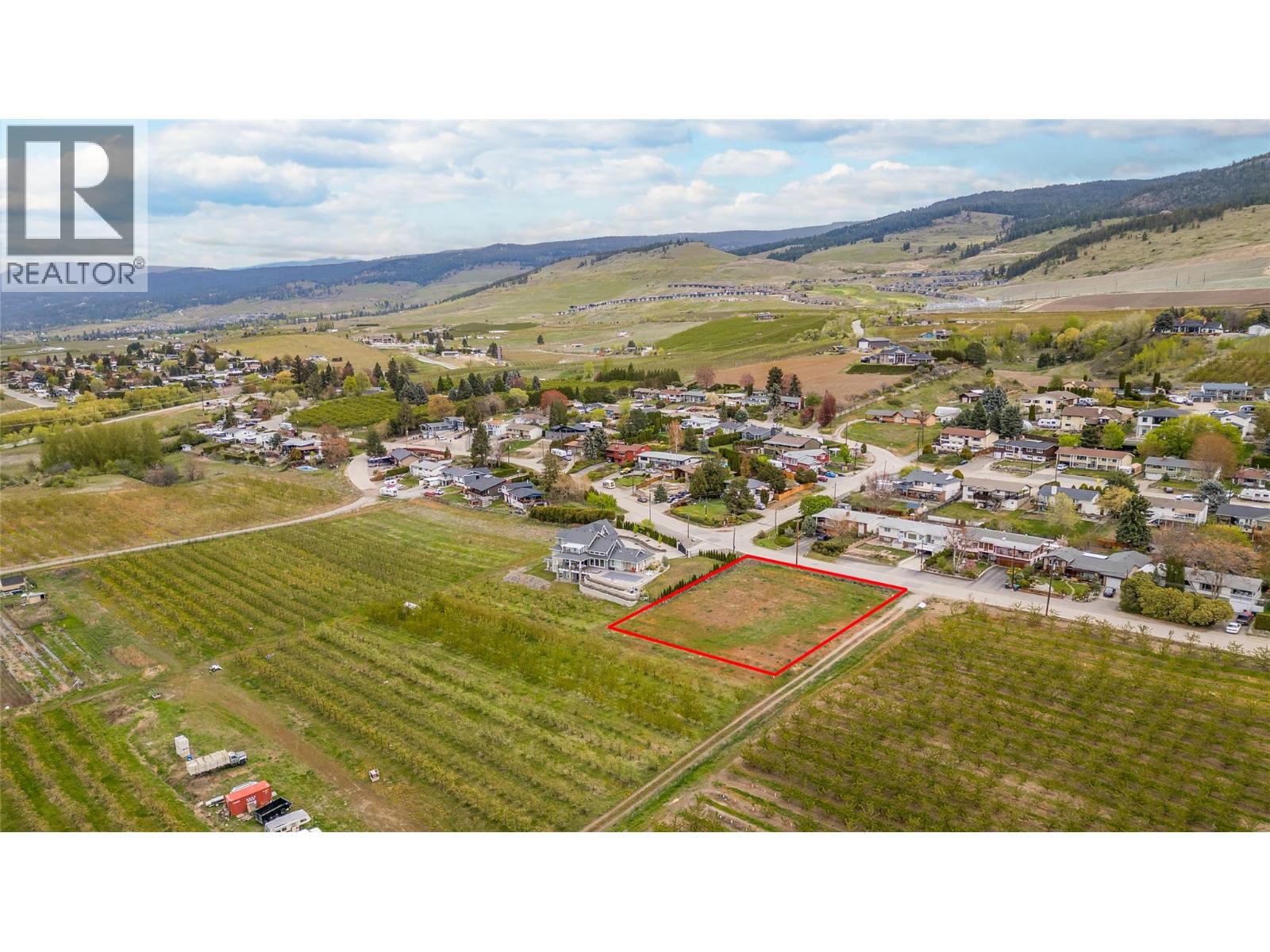 1080 Gibson Road, Kelowna, British Columbia  V1P 1B9 - Photo 2 - 10339795
